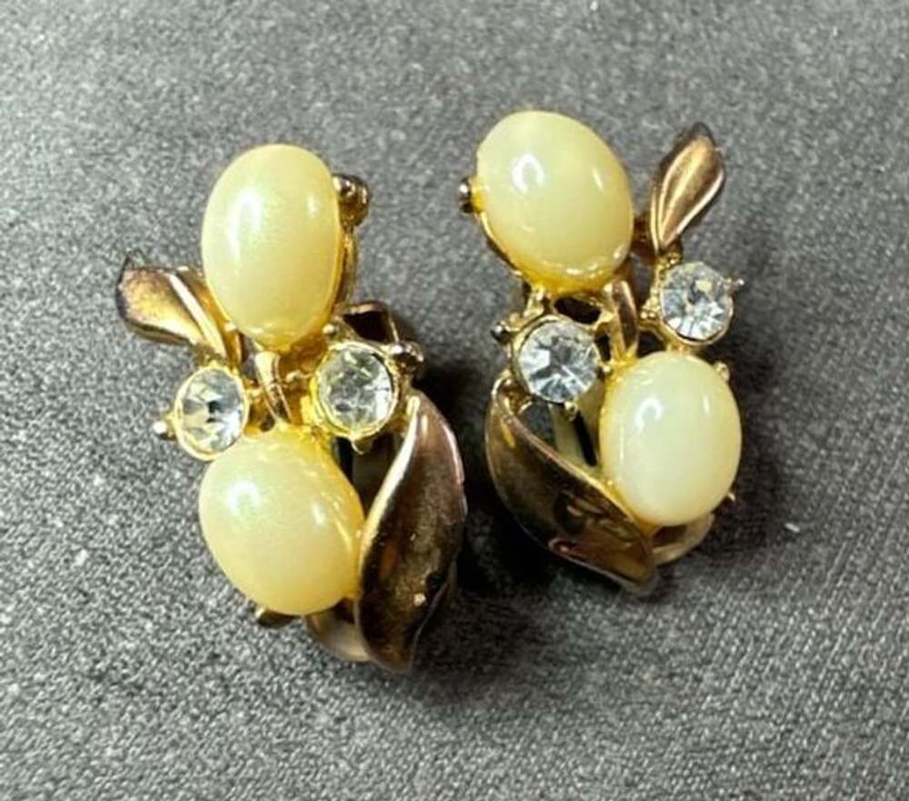 Vintage Gold Tone Faux Pearl Clip-On Earrings